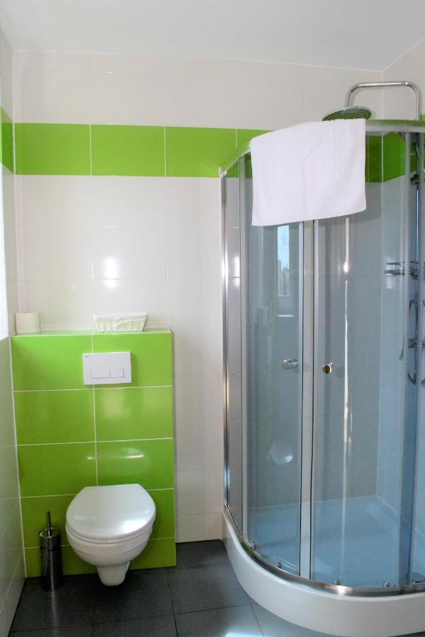 Comfort-24 Plus Słupca Exterior foto
