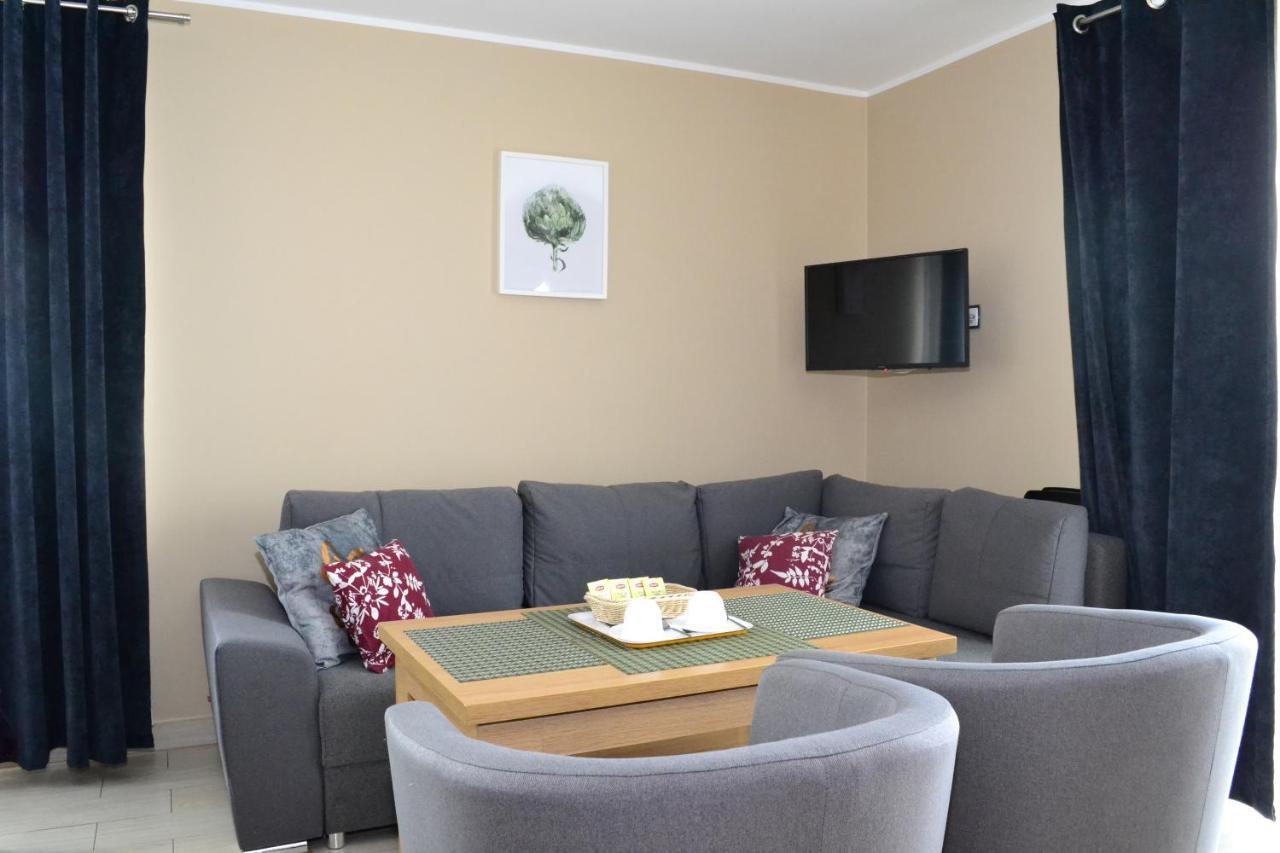 Comfort-24 Plus Słupca Exterior foto