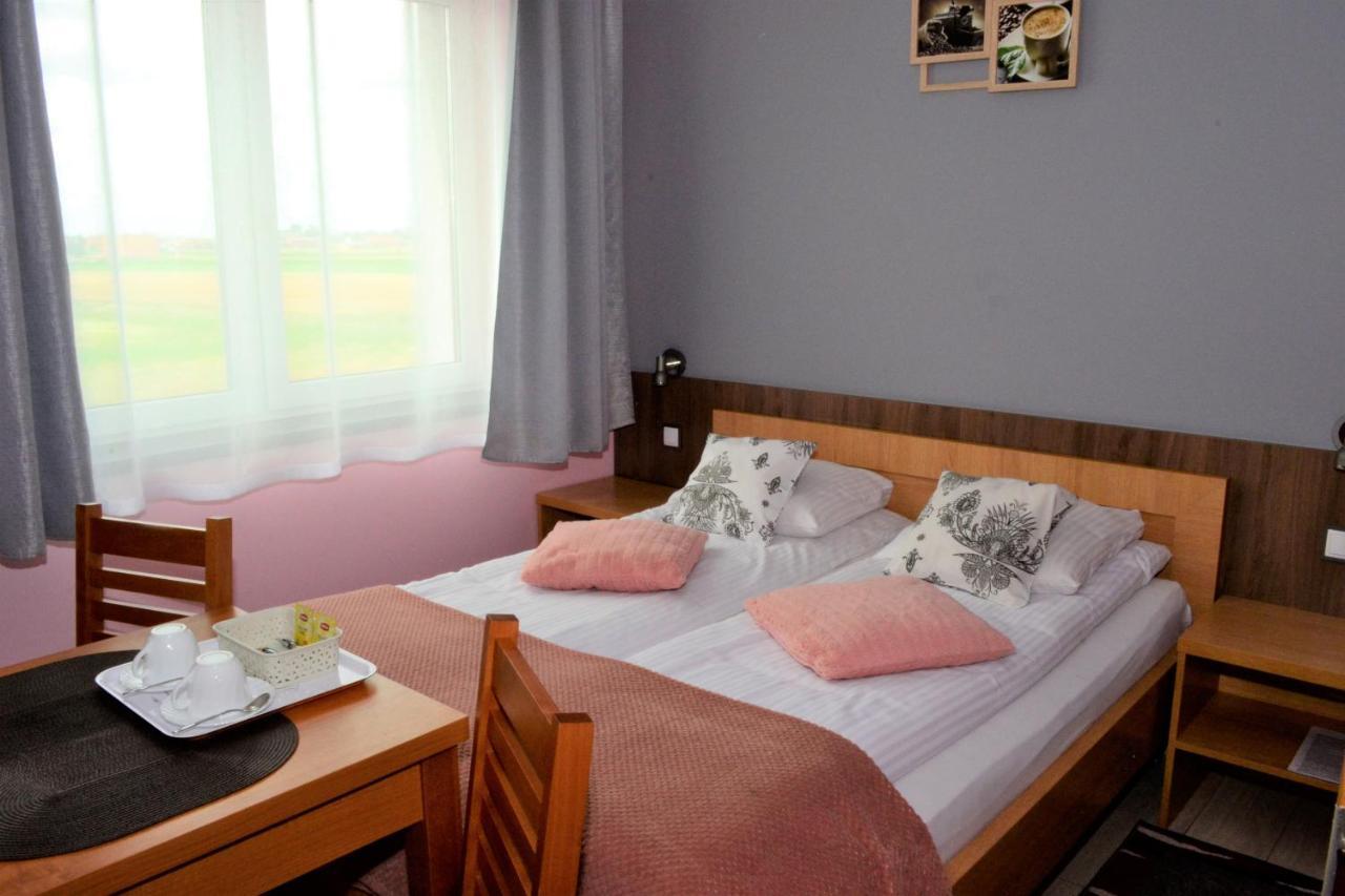 Comfort-24 Plus Słupca Exterior foto