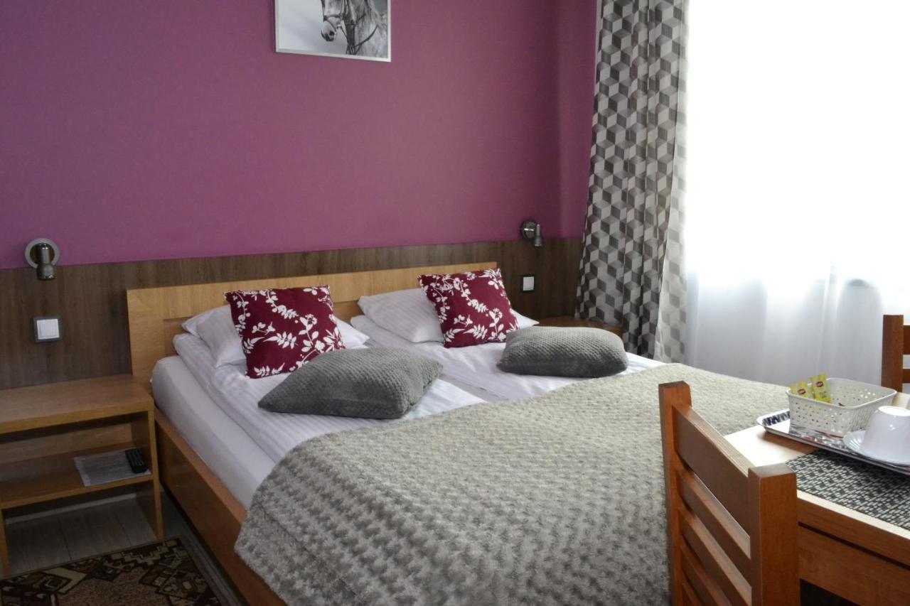 Comfort-24 Plus Słupca Exterior foto