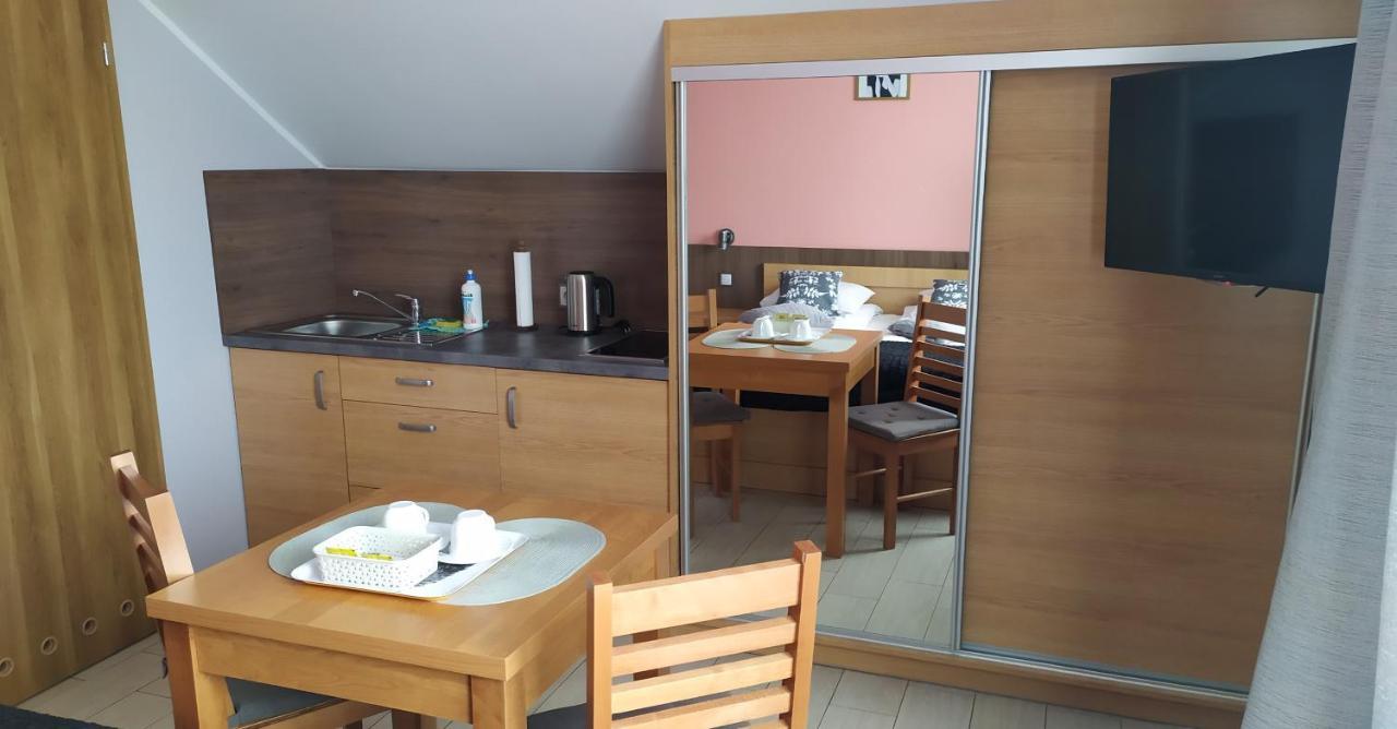Comfort-24 Plus Słupca Exterior foto