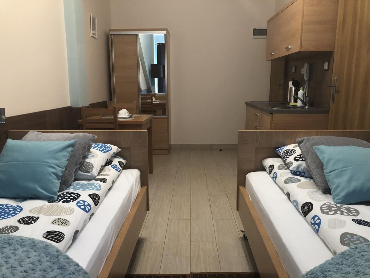 Comfort-24 Plus Słupca Exterior foto