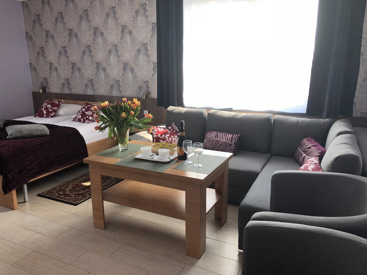 Comfort-24 Plus Słupca Exterior foto
